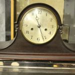 874 8401 TABLE CLOCK